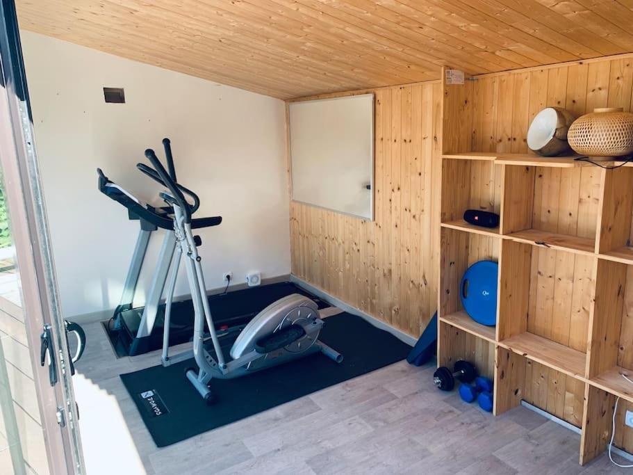 Appartement Proche Asterix, Stade De France, Chantilly, Roissy, Piscine Saisonniere La Chapelle-en-Serval Kültér fotó